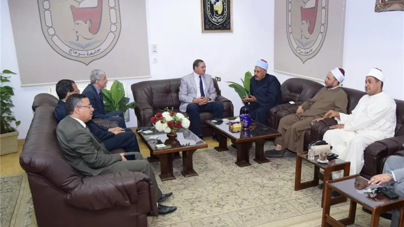 جامعة سوهاج تشارك الأوقاف فى صكوك الأضاحي