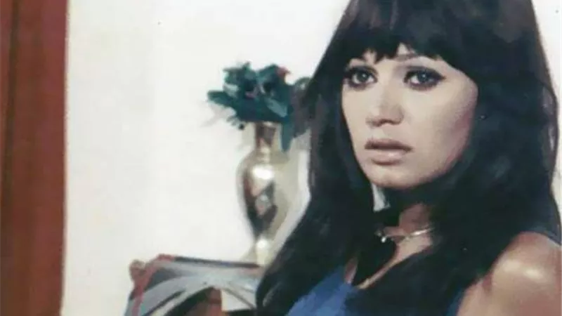 من الجاسوسية لبطلة قومية .. اعمال لا تنسى للفنانة مديحة كامل