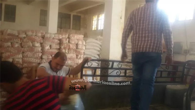 ضبط 1200 كجم زيت زيتون غير صالح للاستهلاك الادمى بمطروح