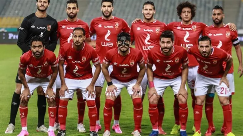 بالأسماء.. 9 لاعبين خارج قائمة الأهلي الإفريقية