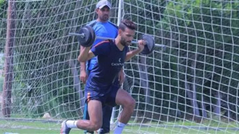 مران قوية للاعبى المقاصة أستعدادًا للزمالك فى الكأس