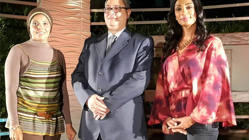 دكتور عاطف منصور عميد أثار الفيوم الأسبق في نجوم علي لايف