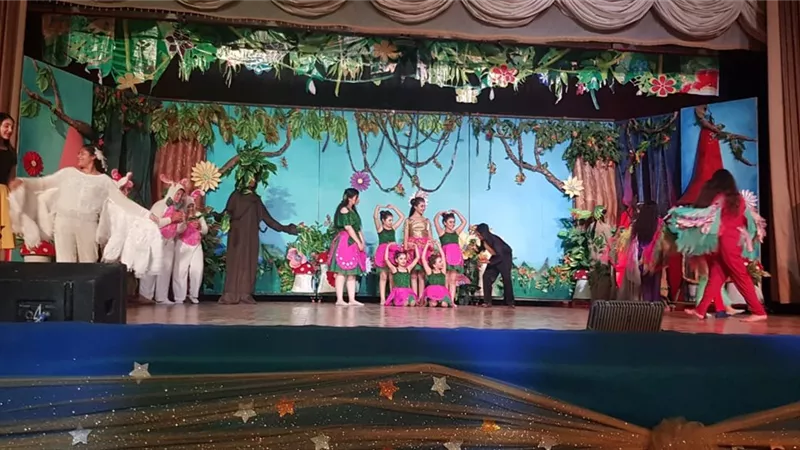 مدارس الزهراء بالمنيا في مهرجان المسرح القومي