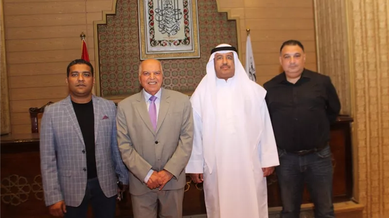 نقيب المعلمين يستقبل وفد شركة بوينت سبورت الإماراتية