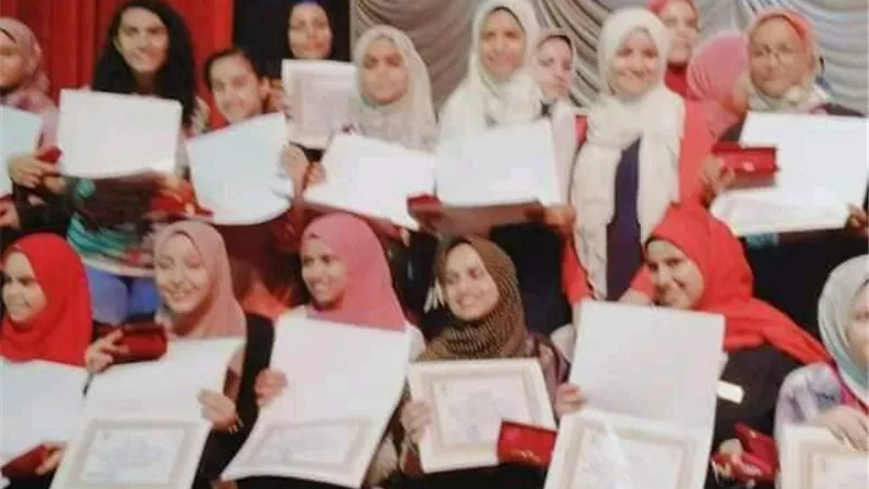 «رفيدة» بنت القصير.. الطالبة المثالية «الأولى» «والرابعة» على مستوى الجمهورية