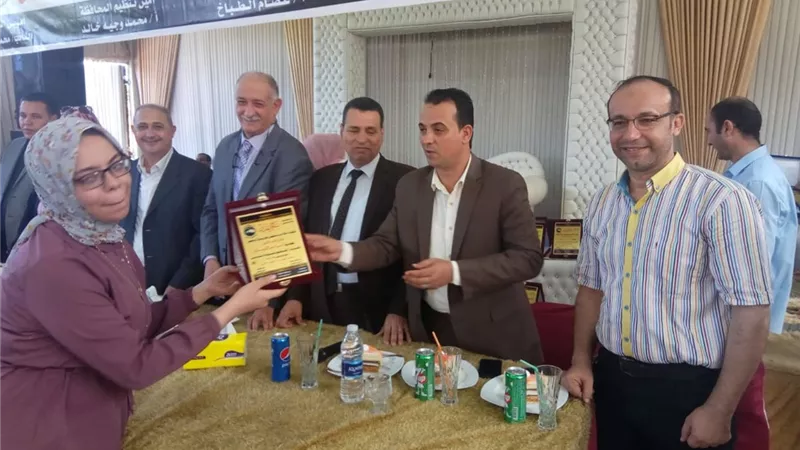 مستقبل وطن بالبحيرة يكرم أوائل الطلاب بأبوحمص .. صور