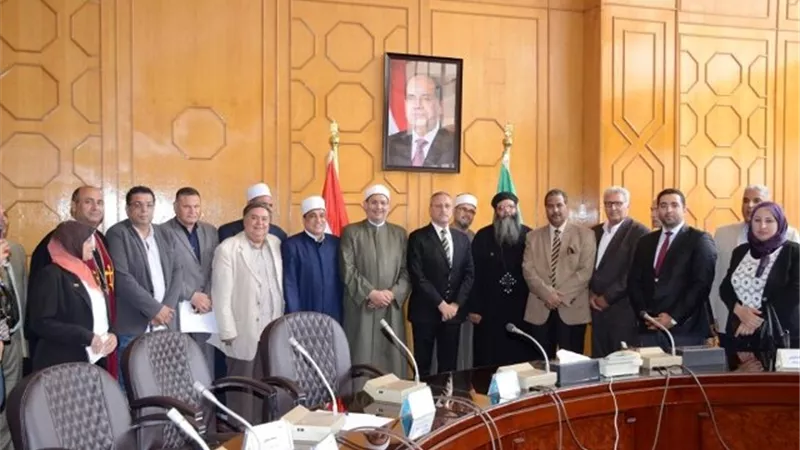 محافظ الإسماعيلية :بيت العائلة المصرية تجسيد للديمقراطية