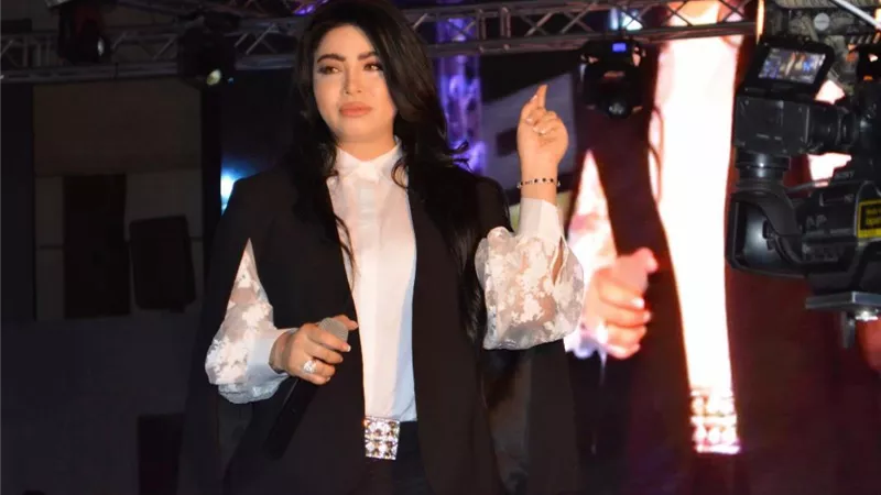 مروى اللبنانية تتجاوز أحزانها وتحيي عدداً من الحفلات الجماهيرية.. صور