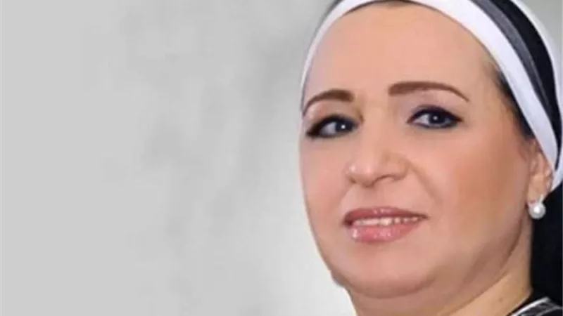 قرينة الرئيس تعزى فى حادث معهد الاورام..متمنية لمصر السلام والامان