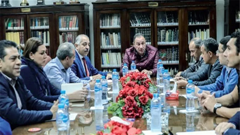 اجتماع طارىء لمجلس إدارة الأهلي.. غدا