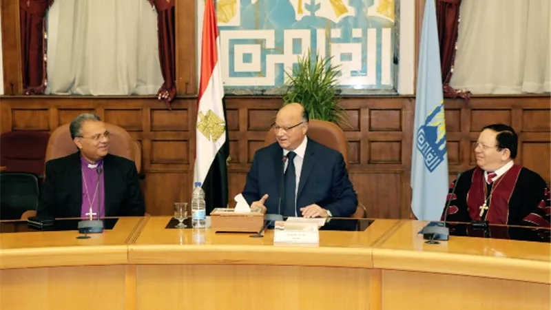 محافظ القاهرة يستقبل وفد الطائفة الانجيلية للتهنئة بحلول عيد الأضحى المبارك