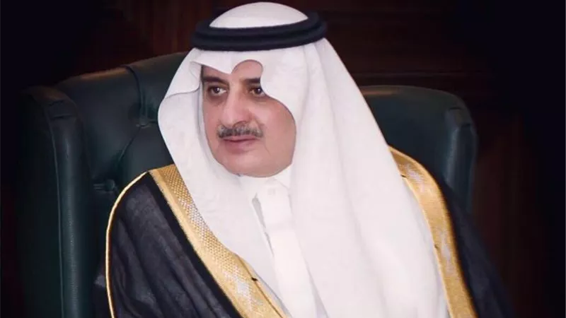 أمير تبوك يوجه الإدارات باستمرار العمل خلال إجازة عيد الأضحى