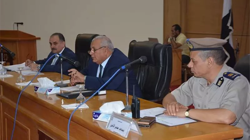 الزملوط يوجه برفع درجة الاستعداد لاستقبال عيد الأضحي وتخصيص أراضٍ خدمية للمواطنين