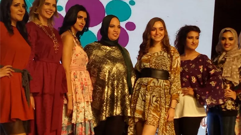 نجوم المجتمع في مهرجان 