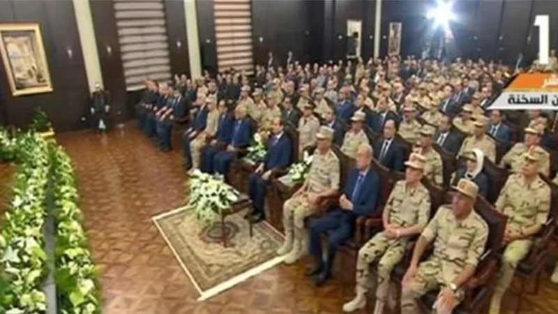 بدء حفل افتتاح مجمع إنتاج الأسمدة الفوسفاتية والمركبة في العين السخنة بحضور الرئيس