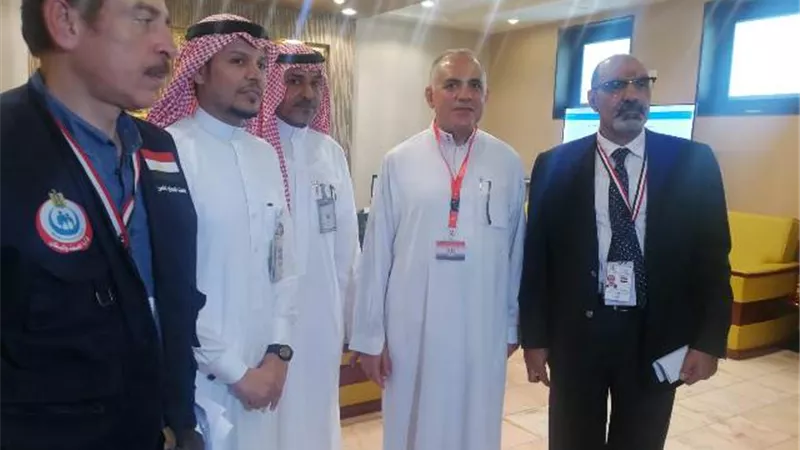 رئيس بعثة الحج يطمئن علي الحجاج المصريين بمستشفيات مكة .. صور