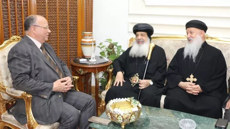 محافظ القاهرة: يستقبل وفد كنسي للتهنئة بعيد الأضحى المبارك