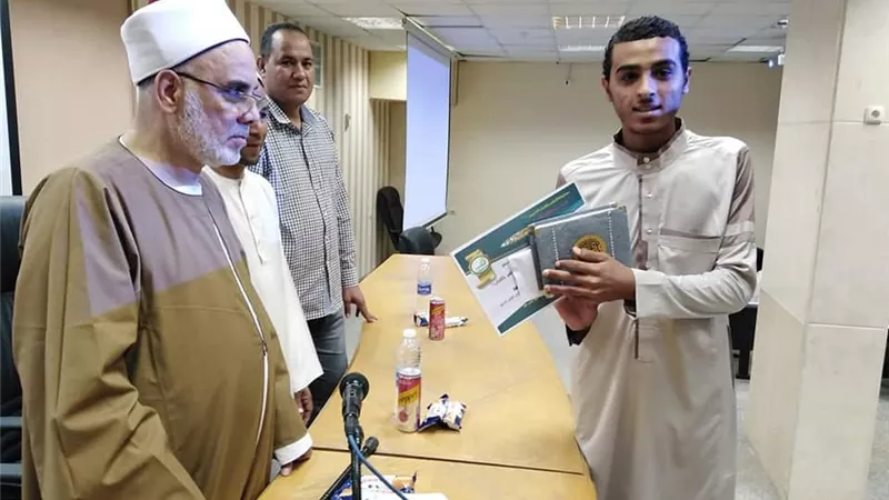 تكريم حفظة القرآن الكريم بالطود جنوب الأقصر