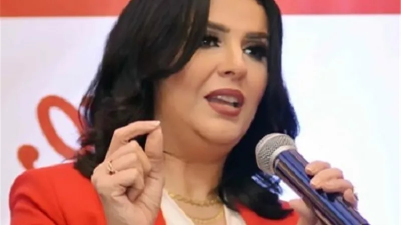 منى الشاذلي تطلق حملة تبرع للمعهد القومي للأورام