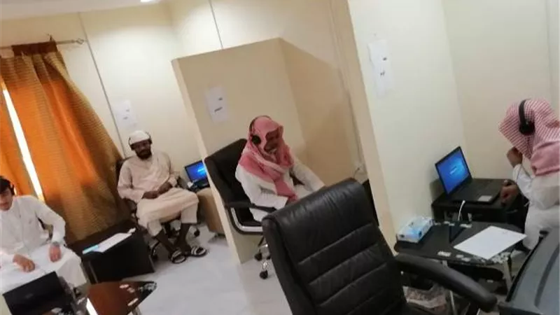 تلقي اسئلة الحجاج والمعتمرين على مدار اليوم .. خدمة توفرها اللجنة العلمية التابعة للأمانة العامة للتوعية بالسعودية