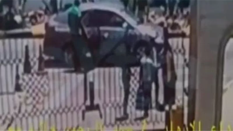 شاهد بالفيديو والصور.. لحظة وداع الارهابي عبد الرحمن خالد لاسرته قبل تنفيذ تفجير معهد الأورام