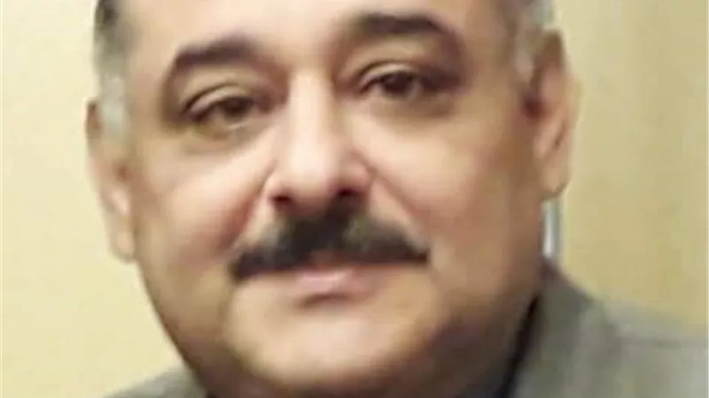 منهج المجرمين : طز في مصر