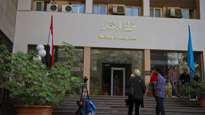 الآثار تنفى وقف أعمال التطوير والترميم بقصر البارون الأثرى