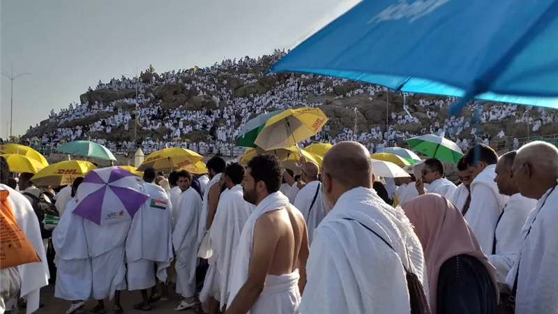 حجيج الجمعيات الاهلية يتدفقون اليوم الى صعيد جبل عرفات