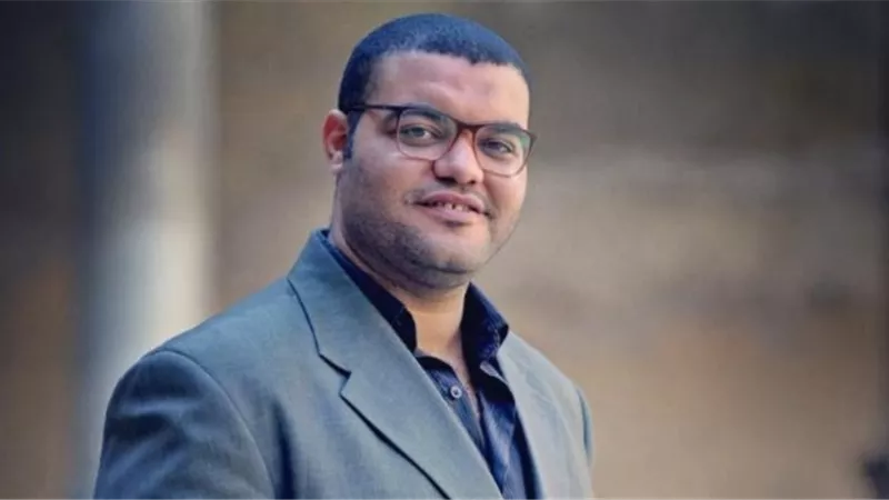 على أبو دشيش: 