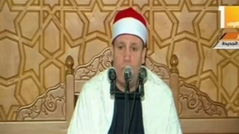 بدء شعائر صلاة عيد الاضحى من مسجد الماسة بالعلمين الجديدة بحضور الرئيس
