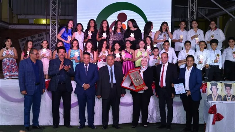 بالصور .. المنيا تكرم طلاب مدارس الزهراء الفائزين بكأس مهرجان المسرح
