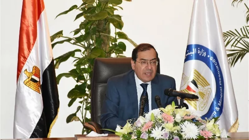 الملا: نحقق طفرة فى إنتاج الزيت الخام عبر اكتشافات فاغور وجيسوم بالصحراء الغربية