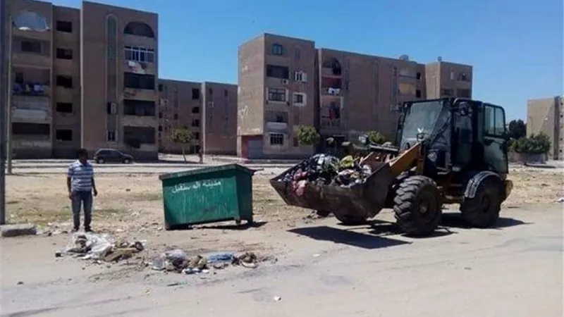 حملة نظافة مكبرة احتفالا بالعيد في مستقبل الإسماعيلية ..صور
