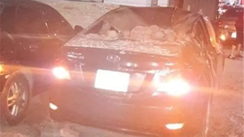 التفاصيل الكاملة لانهيار شرفة برج ب