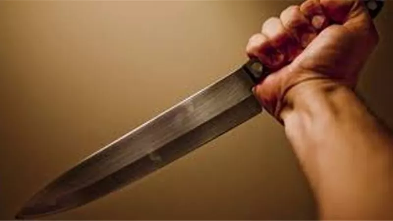 الأب يذبح ابنته وعشيقها بعد ان ضبطهما متلبسين بالفاحشة