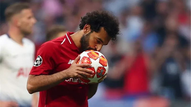محمد صلاح يبهر متابعيه على مواقع التواصل بفيديو جديد
