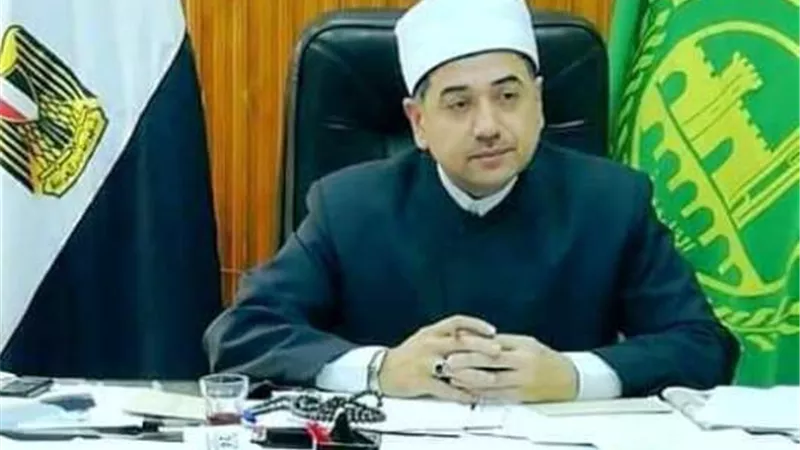 وكيل وزارة الأوقاف بالقليوبية يكرم حفظة القرآن الكريم بقرية المريج