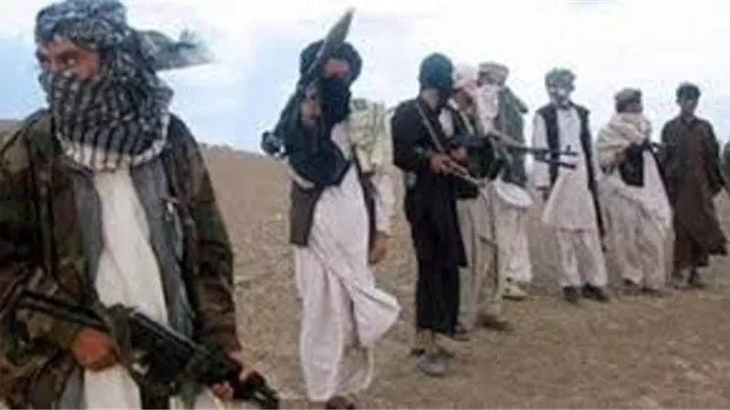 مقتل مسلحين من طالبان وسط أفغانستان