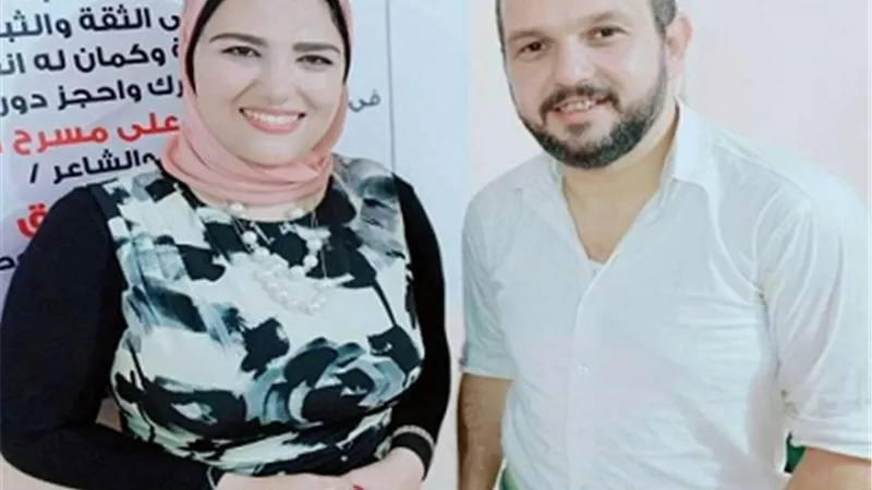 سميه عبدالمنعم في صالون النخبه الثقافي