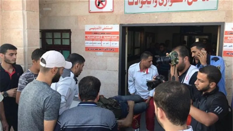 وصول جثامين 3 شهداء فلسطينيين إلى مستشفى الأندونيسي في غزة