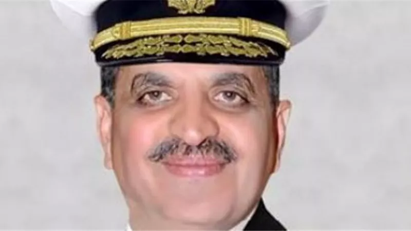 محافظ الإسماعيلية يهنئ الفريق أسامة ربيع رئيس هيئة قناة السويس
