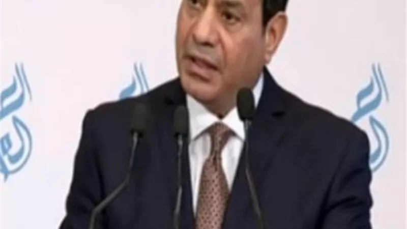 السيسي : لم يعد أمامنا خيار سوى الأخذ بالعلم والتكنولوجيا للنهوض بالدولة