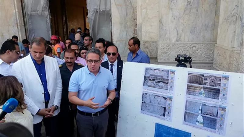 وزير الآثار يلقي محاضرة بالمؤتمر الدولي لعلماء المصريات الشباب بهولندا