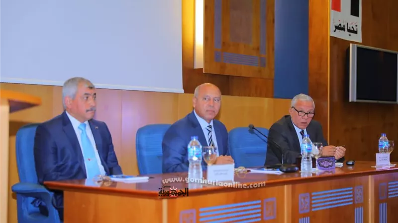 شرط حصول العاملين بميناء الاسكندرية والسلامه البحرية على الحوافز والترقيات