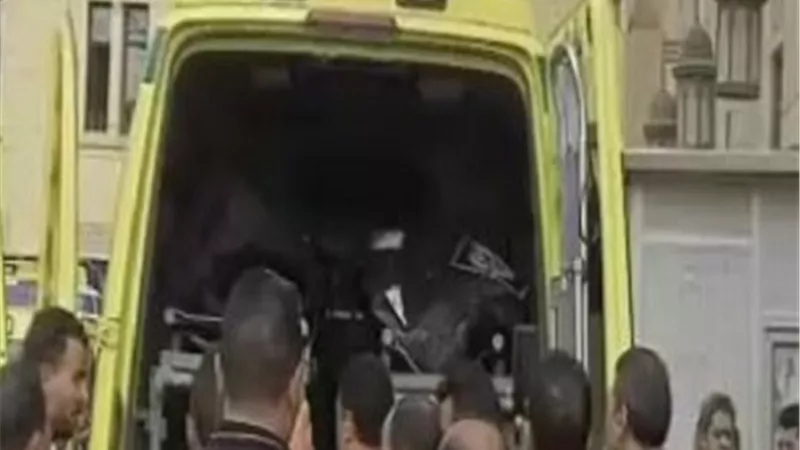 إصابة 5 أشخاص أثر حادث تصادم بسبب إختلال عجلة القيادة