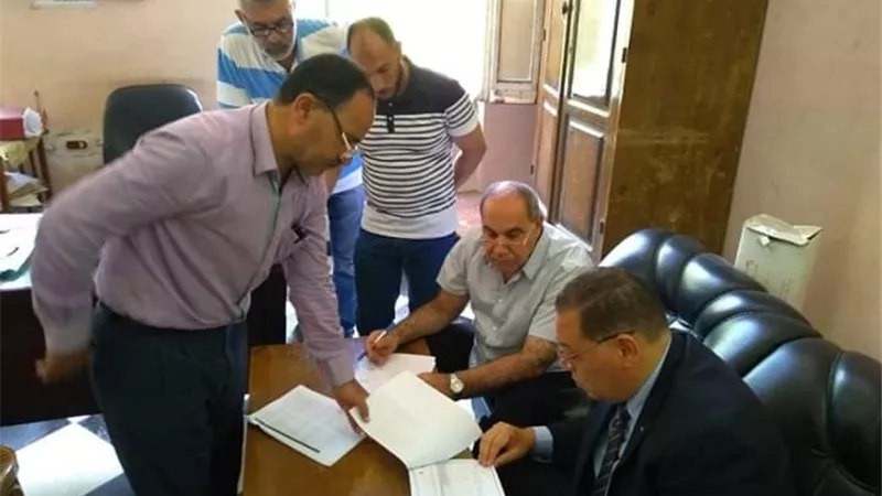 غراب يفاجيء إدارة حماية أملاك الدولة لمتابعة إجراءات تقنين الأراضي