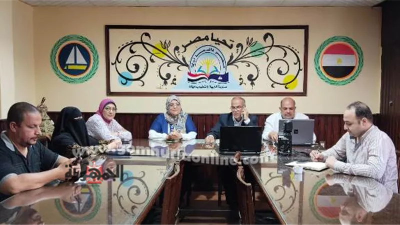 شكاوى وصراخ بلجان الجغرافيا والكيمياء وضبط حالتي غش بدمياط