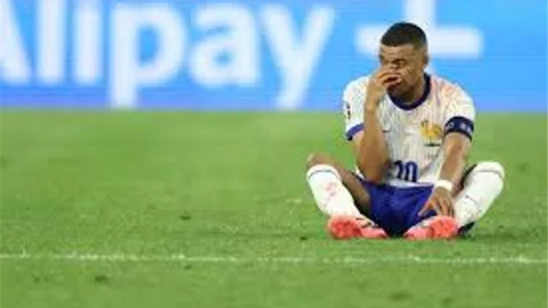 هل يلحق مبابي بمباراة نصف نهائي يورو؟