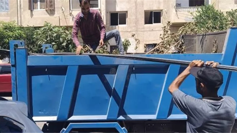 تعرف على أسباب مصادرة جهاز دمياط الجديدة لمعدات المقاولين.. صور