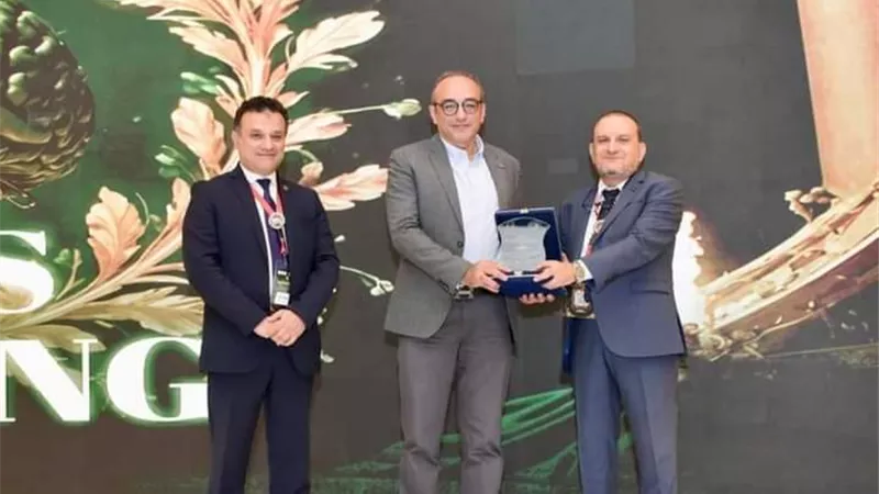 توصيات المؤتمر الدولى لجراحات المخ والأعصاب بطب عين شمس